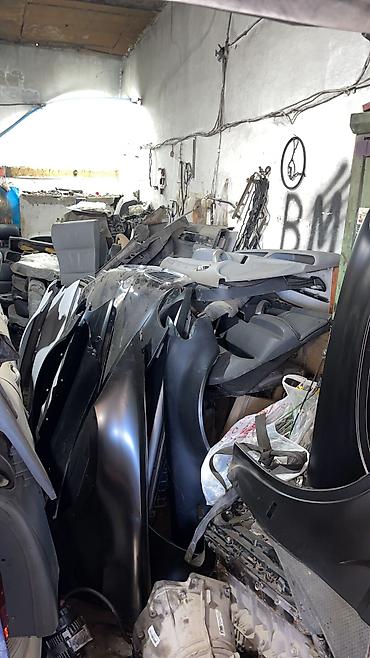 Другие автозапчасти: Бмв привозные бампера двери крылья капоты фары стекла моторы акпп — 21