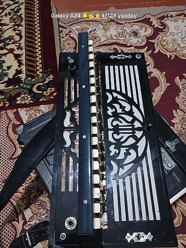tula qarmon: Məhsul: Klavişli-qarmon (akkordeon), dekorativ naxışlı, qara korpus — 3