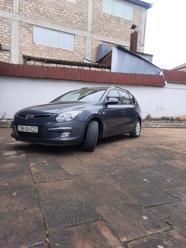 lalafo ekskavator satisi: Hyundai i30: 1.6 l | 2009 il Universal