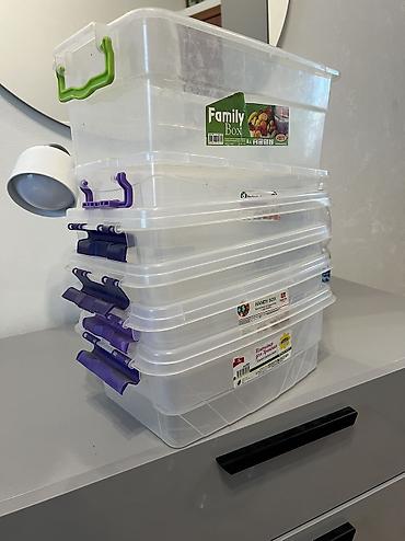 Продаю пластиковые контейнеры, 4 шт- размер 12. С крышкой, б/у. 250 at lalafo.kg Продаю пластиковые контейнеры, 4 шт- размер 12. С крышкой, б/у. 250