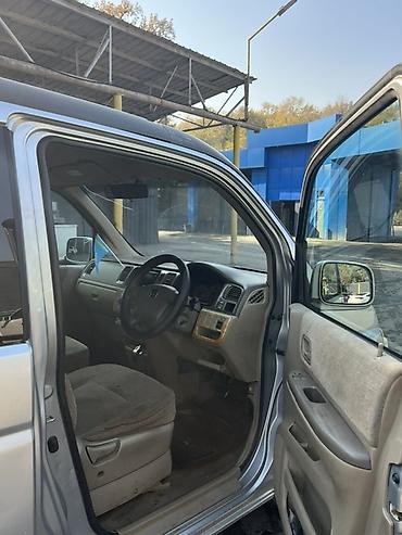 для степ: Honda Stepwgn: 2002 г., 2 л, Автомат, Бензин, Минивэн — 7