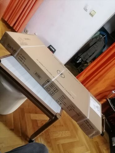 Komode: Sto za TV nov neotpakovan dobijen iz Svajcarske. dimenzije pisu na — 9