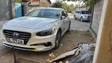 машина алам расрочкага: Hyundai Grandeur: 2018 г.