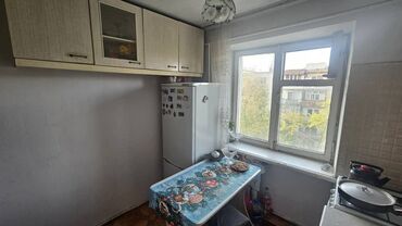 бишкек квартиры продажа: 2 комнаты, 44 м², Индивидуалка, 4 этаж, Косметический ремонт