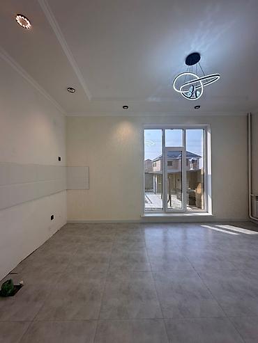 Продажа коттеджей и домов: Продаётся дом 🏡 Площадь дома: 135 м² Участок: 4 сотки В доме: • 4 — 3