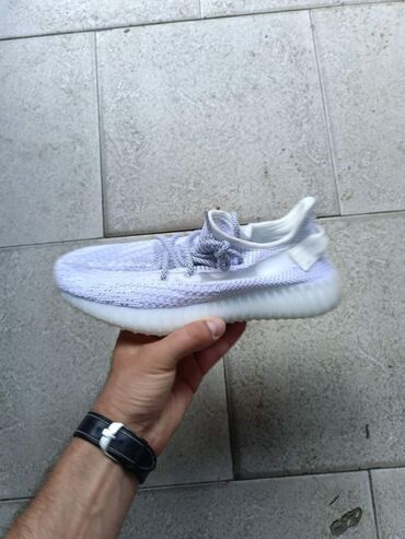 Women's Sneakers and athletic shoes: 44 — 8
