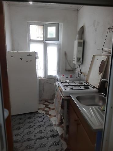 Həyət evləri və villaların satışı: Masazır 569 marşurutu 10 metir mesafə 2 bəyə tək bəyə 2 xanım ma 1 — 6