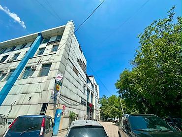 алис: 1 комната, 32 м², Дордой Плаза ТРЦ Индивидуалка, 3 этаж, Евроремонт — 1