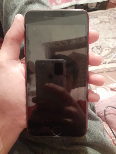 iphone satılır: IPhone 8 Plus, 64 ГБ, Красный, Отпечаток пальца