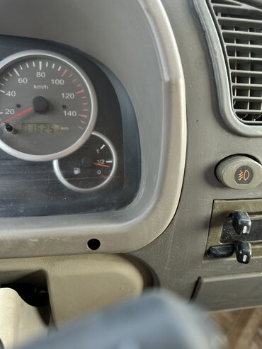 Грузовики: Грузовик, Стандарт, 4 т, Б/у at lalafo.kg — 4 Грузовики: Грузовик, Стандарт, 4 т, Б/у — 4