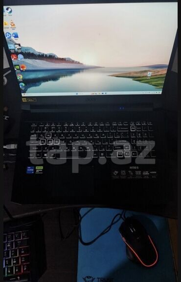 Planşetlər: İşlənmiş Acer Nitro, 17.3 ", Intel Core i5, 512 GB