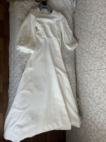 белое вечернее платье в пол: Вечернее платье, Длинная модель, Атлас, С рукавами, M (EU 38)