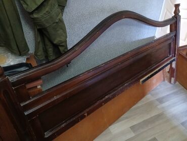 кресло кровать: İşlənmiş, Təknəfərlik çarpayı, Bazasız, Matras ilə, Siyirməsiz, Azərbaycan