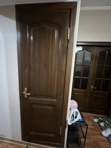 ручки для кухонной мебели с керамической вставкой: Межкомнатная дверь со стеклом, Дерево, Двустворчатая, Российская, цвет - Коричневый, 201 * Б/у