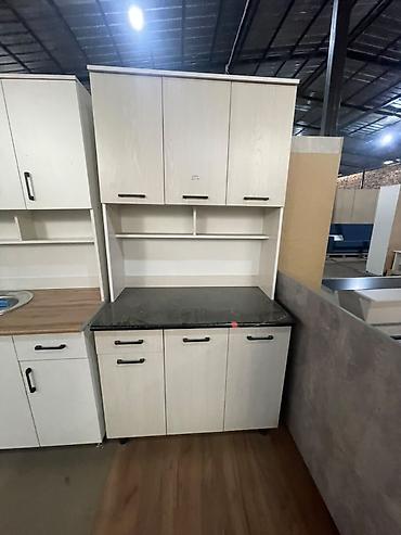 Кухонные гарнитуры компактного формата - Состав: нижний модуль с