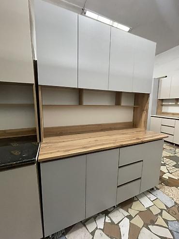 Кухонные гарнитуры: Кухонный гарнитур — 2