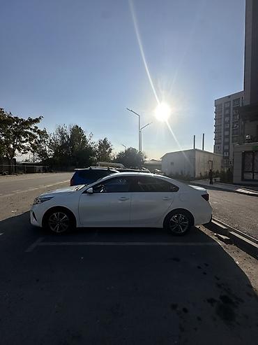 kia ev3: Kia K3: 2021 г., 1.6 л, Вариатор, Бензин, Седан — 2