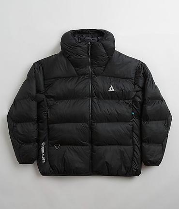 пуховики коламбия: Мужская куртка, XL, 2XL, Nike, Б/у, цвет - Черный, Самовывоз — 1