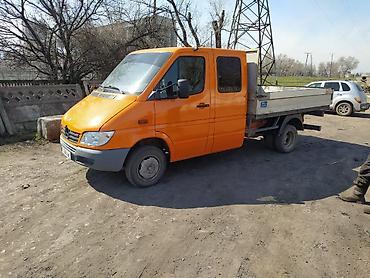 спринтер мотор: Mercedes-Benz Sprinter грузовой бортовой, оранжевый. Состояние — 7