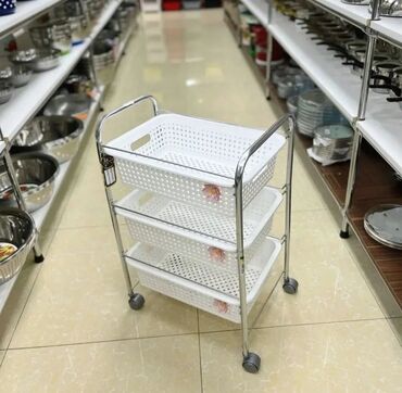 Digər qab-qacaq və mətbəx ləvazimatları: Meyvə-tərəvəz yiğmaq uçun polkalar 3 mertebe tekerli ve 4 mertebe — 4