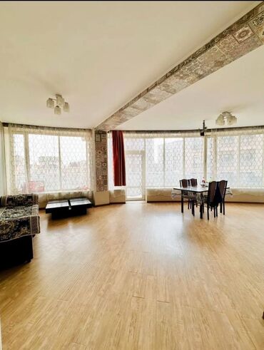 Продажа квартир: 2 комнаты, 71 м², Элитка, 3 этаж, Евроремонт