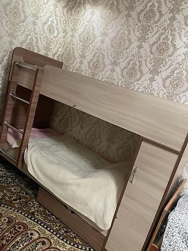 bunk bed: Двухъярусная детская кровать с встроенным шкафом и выдвижным ящиком + — 1