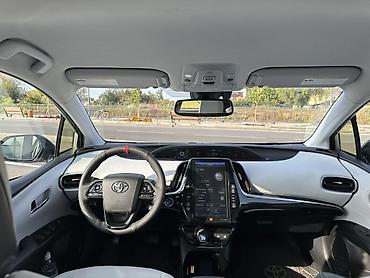 Toyota: Toyota Prius: 2018 г., Гибрид, Лифтбек — 6