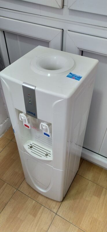 su soyuducu: Su dispenser Orvica super ideal veziyetde soyuducu ile tezeden