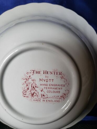 Ostali antikviteti: Cinina engleska Myott iz 70ih. Engleska cinija bez ostecenja,sve na — 10