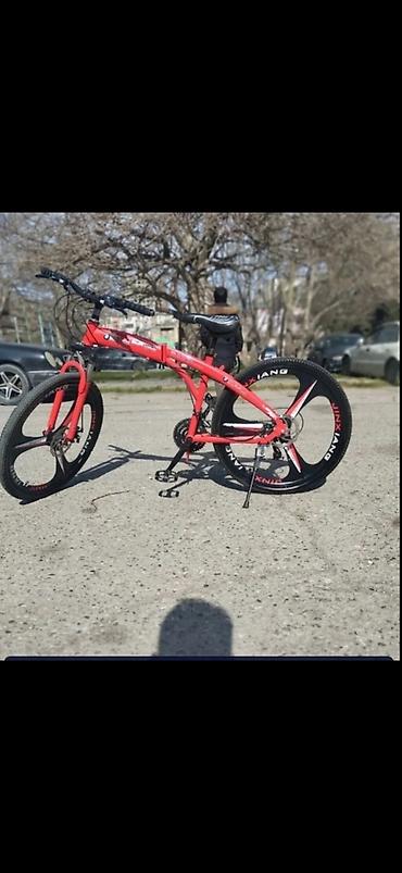 ninebot f2 pro: Qırmızı rəngdə dağ/şəhər tipli velosiped - Gücləndirilmiş alüminium — 2
