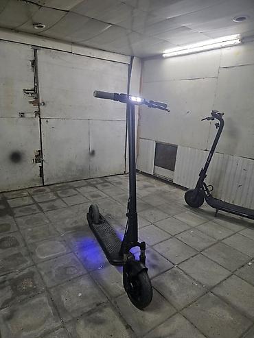 electrikli scooter: İşlənmiş Elektrik samokat 10", > 1000 Vt, 36 - 45 km/s, Ünvandan götürmə — 1