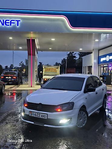 фольксваген 2: Volkswagen Polo: 2015 г., 1.6 л, Механика, Бензин, Седан — 2