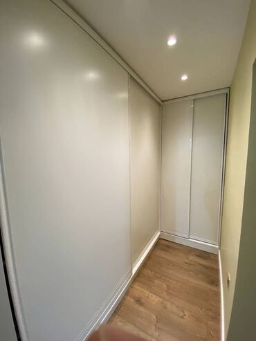 Uzunmüddətli kirayə mənzillər: Kirayə verilir: Bakı şəhərinin mərkəzində, dəniz mənzərəli, tam təchiz — 6