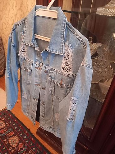 pencek: TƏZƏ cins üst geyimi. 32 manat. L razmer yazılıb. Oversize dir. Xl — 3