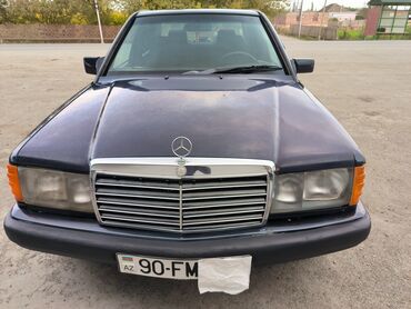 mersedes vito: Mercedes-Benz 190: 1.8 l | 1992 il Sedan