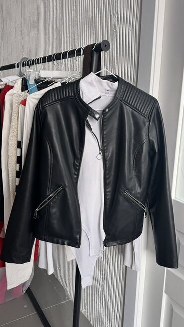 Ботинки и ботильоны: Цена: Коричневая 3имняя обувь (38р) 500 сом Розовые ботинки на — 7