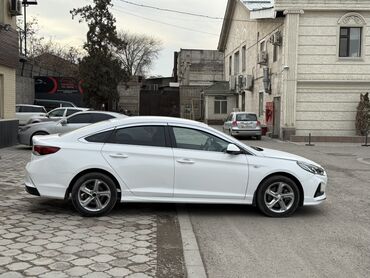 Hyundai: Hyundai Sonata: 2020 г., 2 л, Автомат, Газ, Седан — 5