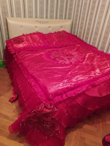 2 этажная кровать: Покрывало цвет - Красный
