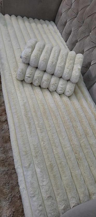 Prekrivači za nameštaj: Mekani prekrivači za trosed/sofu – set - Tip: dekorativni i zaštitni — 4