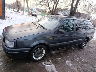 срочно куплю машину: Volkswagen Passat: 1993 г., 1.8 л, Механика, Бензин, Универсал