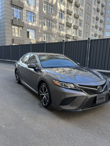 Toyota: Toyota Camry: 2019 г., 2.5 л, Автомат, Бензин