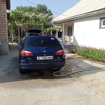 jak авто: Toyota Avensis: 2001 г., 1.8 л, Механика, Универсал — 9