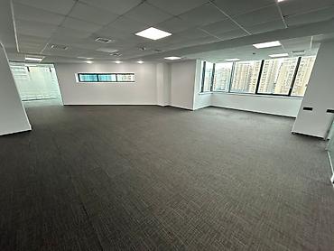 gunu 20: 📍 Chirag Plaza Biznes Mərkəzində Ofis İcarəyə Verilir 🔹 Ünvan — 9