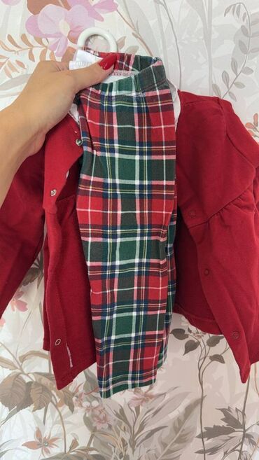 Donlar: 2ci əl usaq paltarı cox az geyinilib 10 azndir her biri — 10