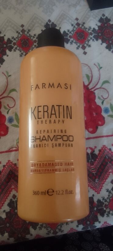 Nega kose: Farmasi Keratin Therapy šampon za reparaciju suve i oštećene kose