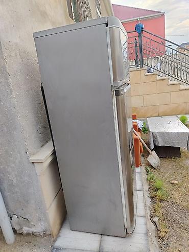 mini xolodelnik: Hotpoint Ariston ikikameralı soyuducu - Üstdə dondurucu, altda əsas — 2