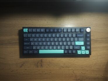 материнская плата msi: Клавиатура, VGN, Механикалык, Bluetooth, Зымдуу туташтыруу, Өлчөмү: 75%