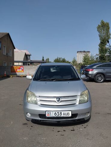 авто в рассрочку без процентов: Toyota ist: 2002 г., 1.5 л, Автомат, Бензин, Хетчбек