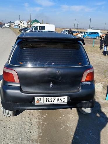 Toyota: Toyota Vitz: 2000 г., 1 л, Хэтчбэк — 3