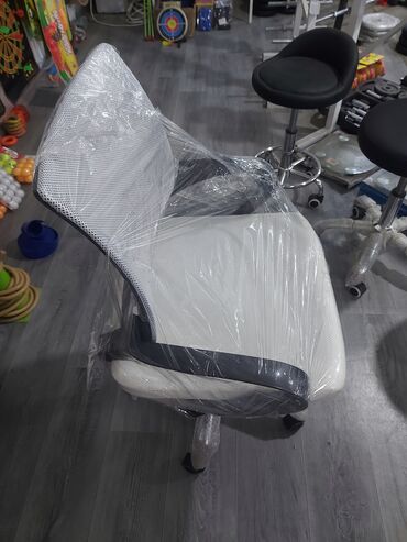 Ofis və oyun kresloları: Yeni, Təkərli, Qolları tənzimlənmir, Parça -da lalafo.az — 4 Ofis və oyun kresloları: Yeni, Təkərli, Qolları tənzimlənmir, Parça — 4